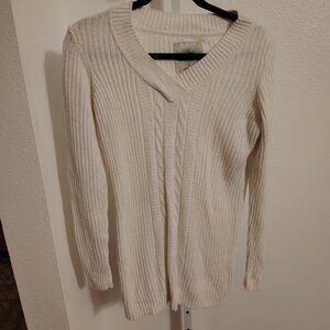 SO V-Neck Junior's Cable Knit Sweater Size XL Long Sleeve White Cream